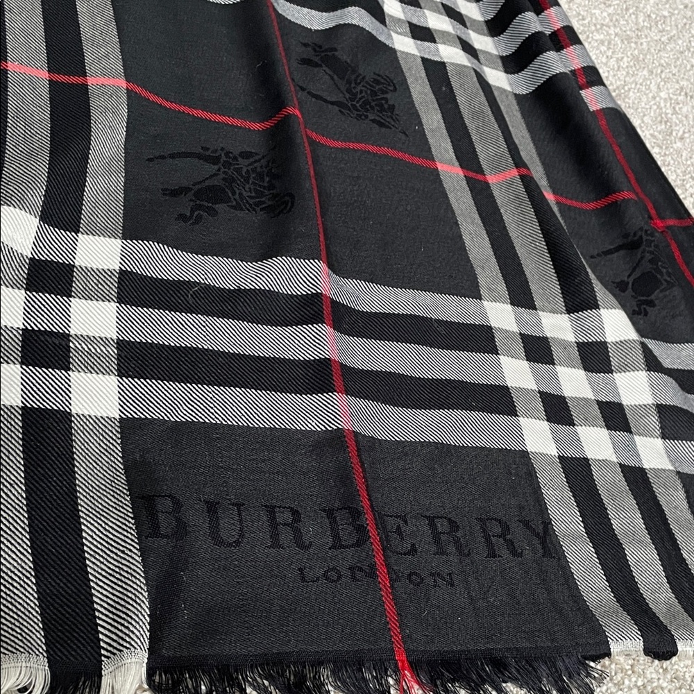 Burberry print Classic Black and Red Plaid Scarf NWT ๐ gift ๐ - Picture 2 of 5